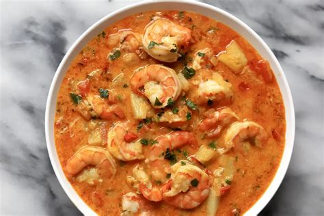 Moqueca de Camarão: A Spicy Seafood Symphony Served Piping Hot With Fragrant Coconut Rice